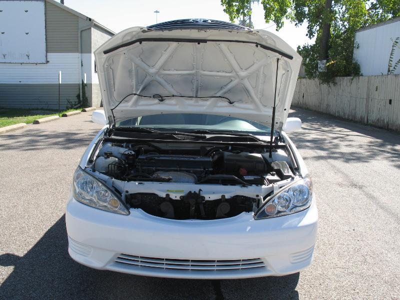 Toyota Camry LE 2005
