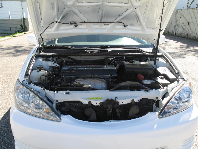 Toyota Camry LE 2005