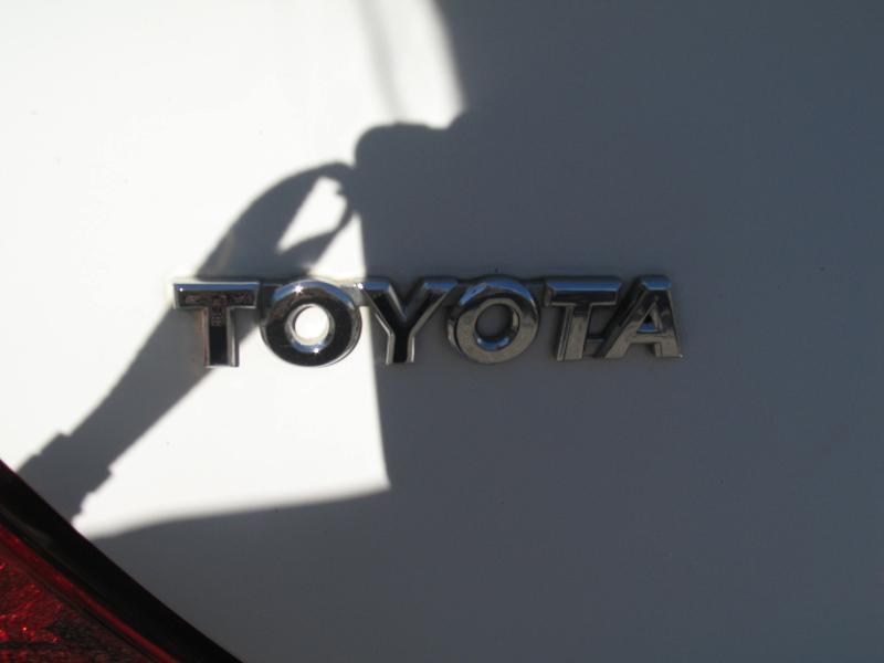 Toyota Camry LE 2005