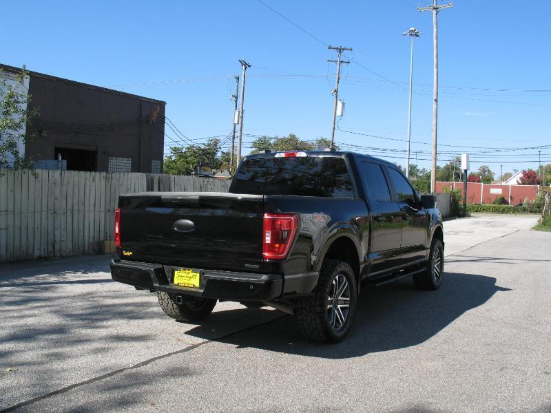 Ford F-150 XLT SuperCrew 5.5-ft. Bed 4WD 2022