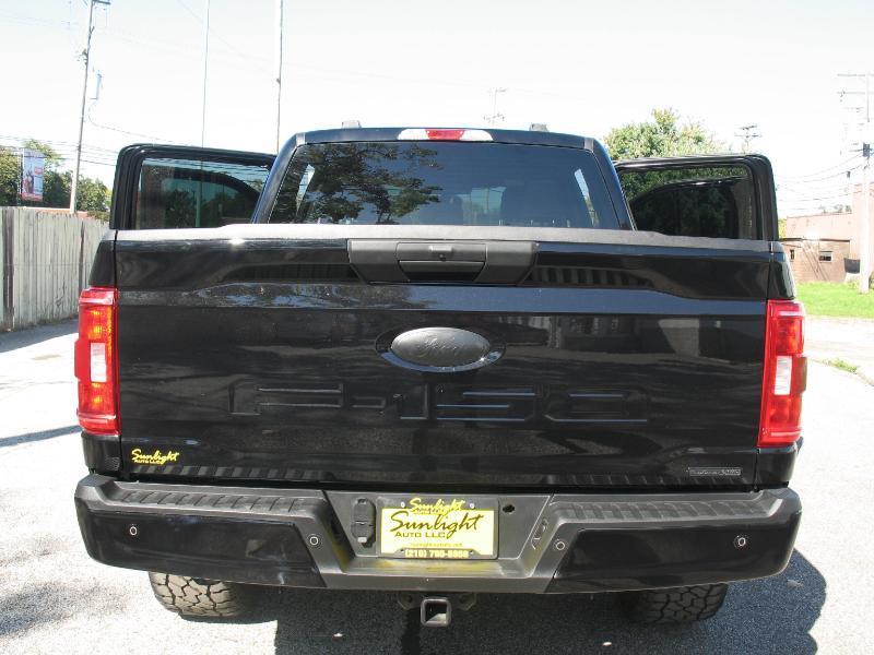 Ford F-150 XLT SuperCrew 5.5-ft. Bed 4WD 2022