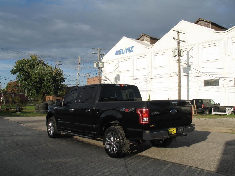 Ford F-150 XLT SuperCrew 5.5-ft. Bed 4WD 2017