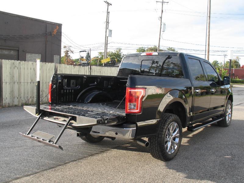 Ford F-150 XLT SuperCrew 5.5-ft. Bed 4WD 2017