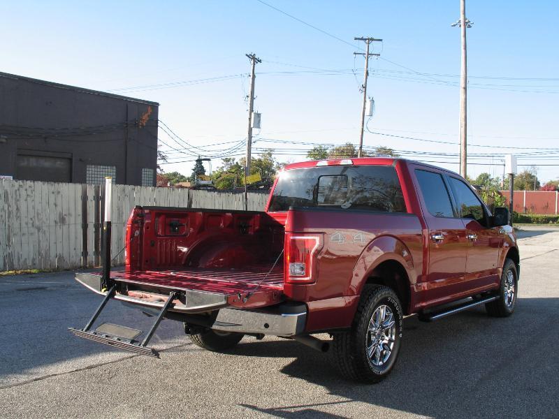 Ford F-150 XLT SuperCrew 5.5-ft. Bed 4WD 2017