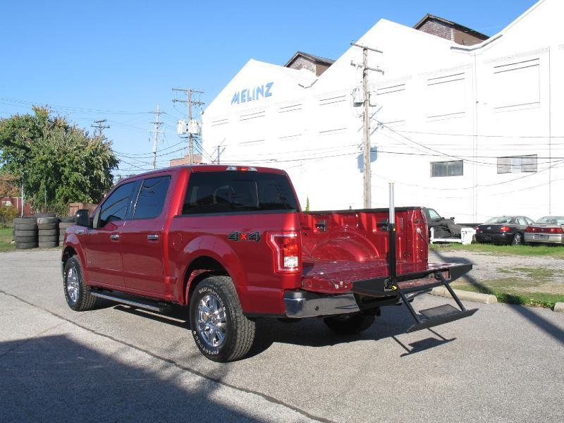 Ford F-150 XLT SuperCrew 5.5-ft. Bed 4WD 2017
