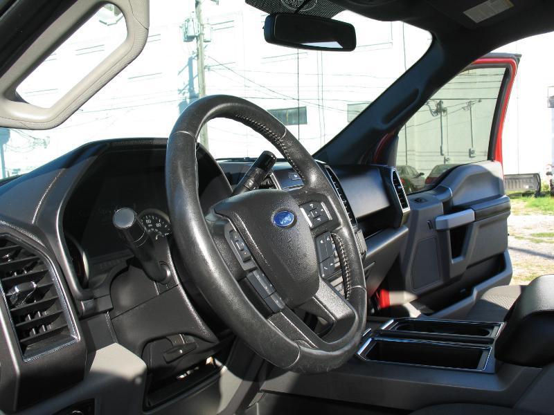 Ford F-150 XLT SuperCrew 5.5-ft. Bed 4WD 2017