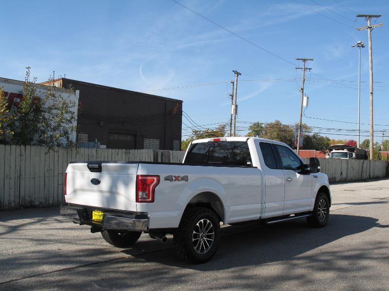 Ford F-150 XLT SuperCab 8-ft. Bed 4WD 2016