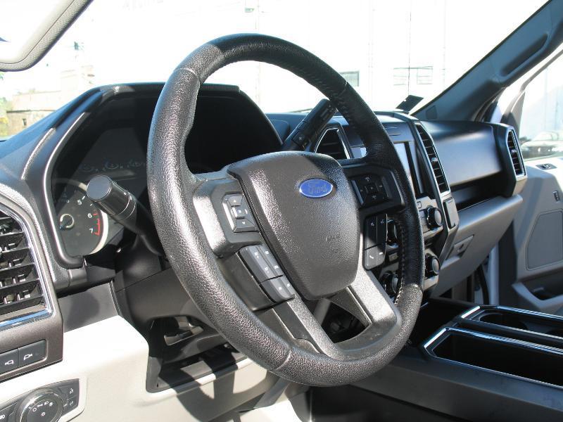 Ford F-150 XLT SuperCab 8-ft. Bed 4WD 2016