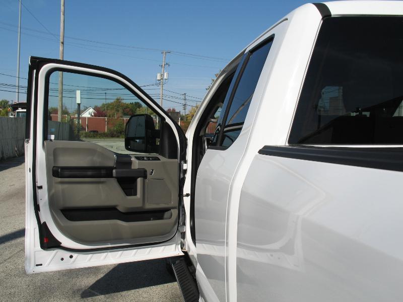 Ford F-150 XLT SuperCab 8-ft. Bed 4WD 2016