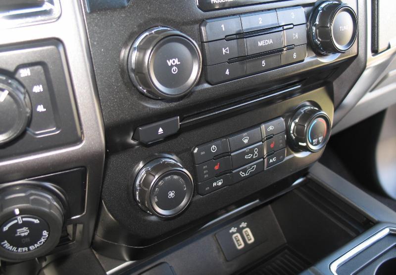 Ford F-150 XLT SuperCab 8-ft. Bed 4WD 2016