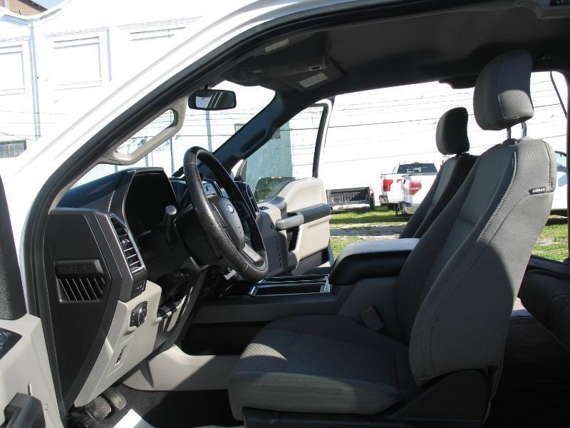 Ford F-150 XLT SuperCab 8-ft. Bed 4WD 2016