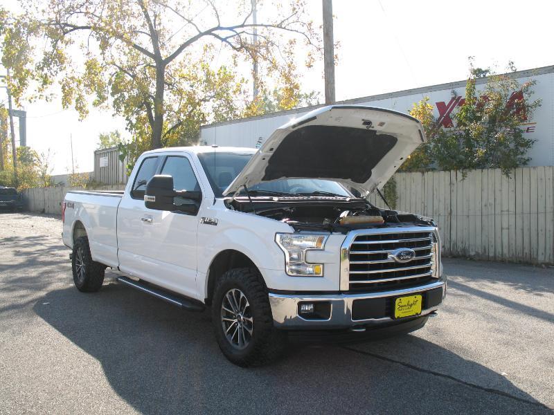 Ford F-150 XLT SuperCab 8-ft. Bed 4WD 2016