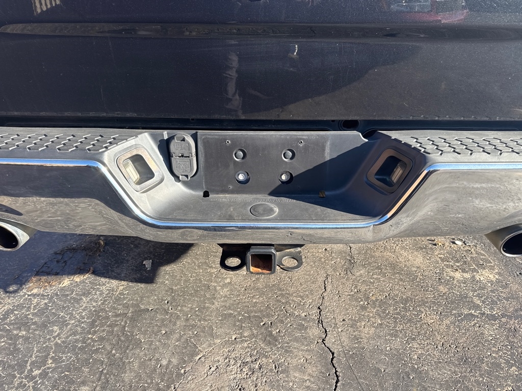 RAM 1500 SLT Quad Cab 2WD 2015