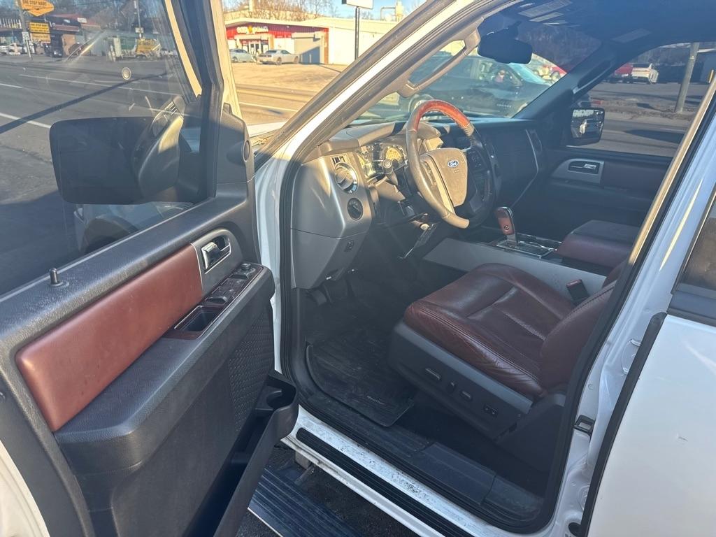 Ford Expedition EL King Ranch 4WD 2012