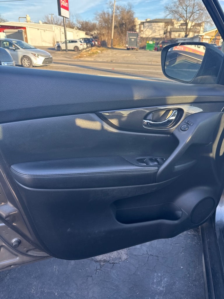 Nissan Rogue SV AWD 2018