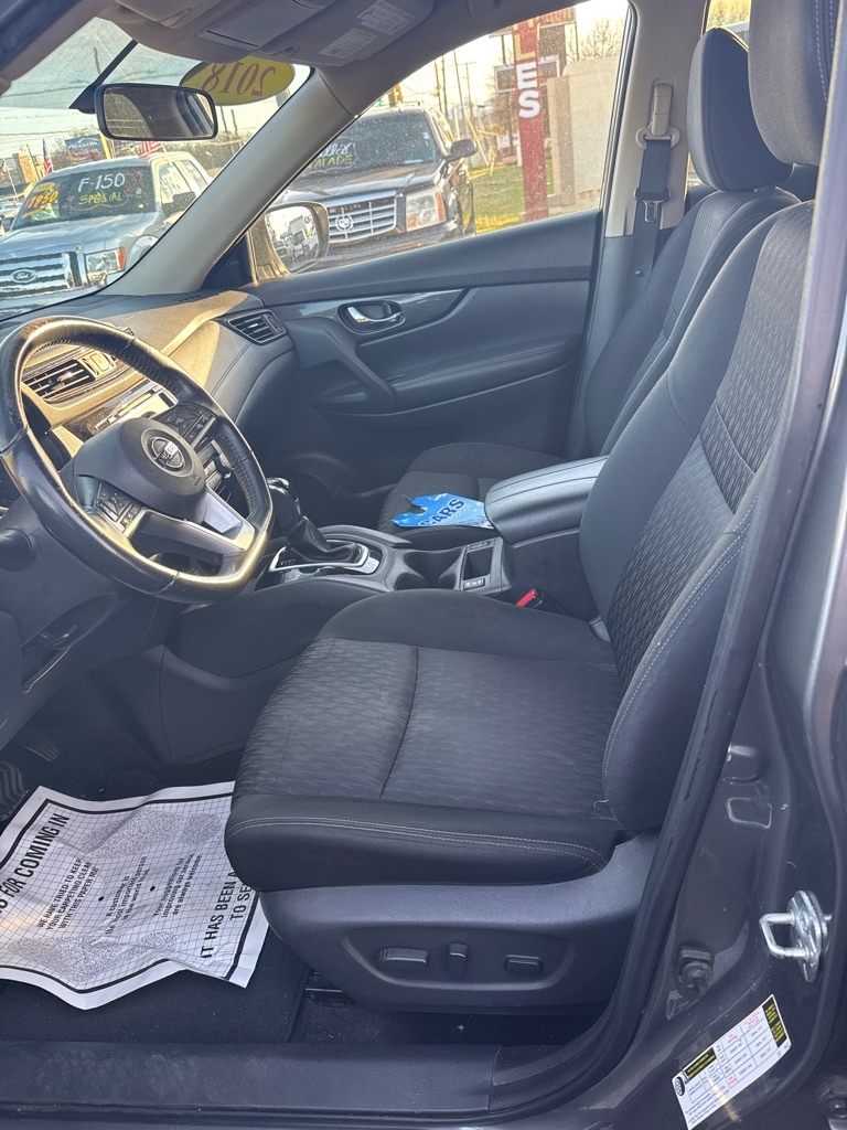 Nissan Rogue SV AWD 2018