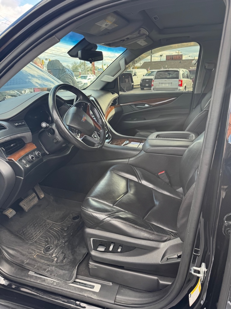 Cadillac Escalade ESV Luxury 4WD 2019
