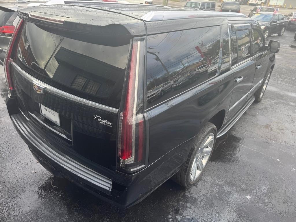 Cadillac Escalade ESV Luxury 4WD 2019