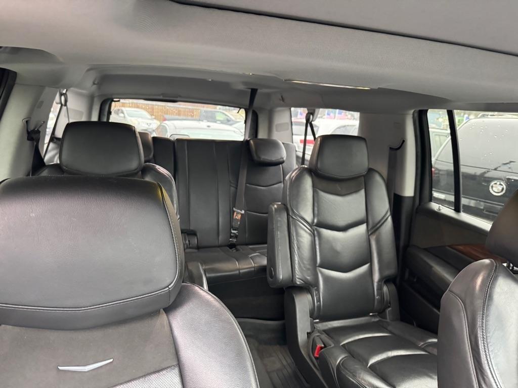 Cadillac Escalade ESV Luxury 4WD 2019