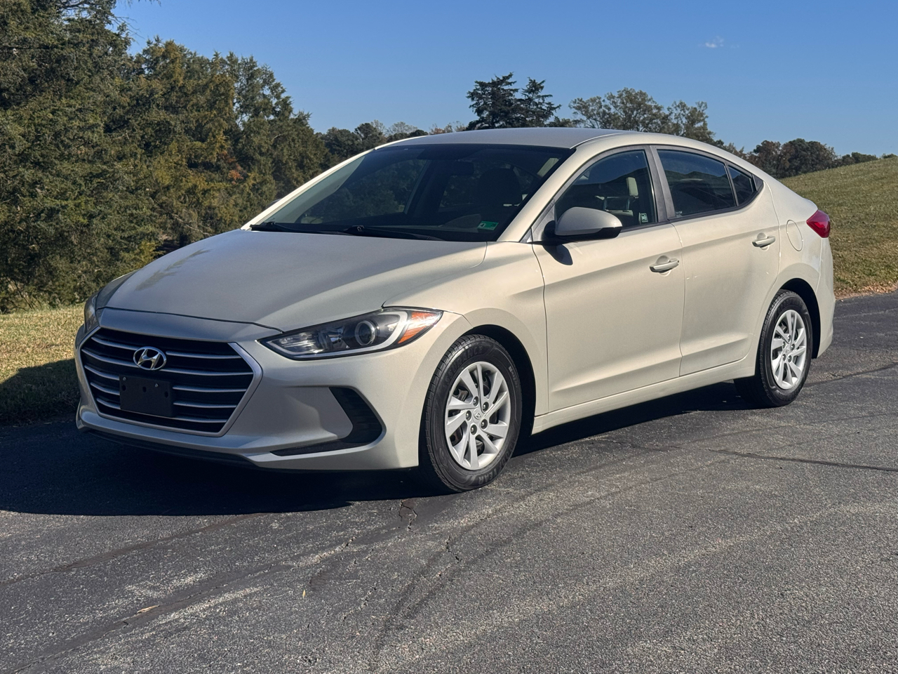 Hyundai Elantra SE 2.0L Auto (Alabama) *Ltd Avail* 2017 Hyundai Elantra SE 2.0L Auto (Alabama) *Ltd Avail* 2017