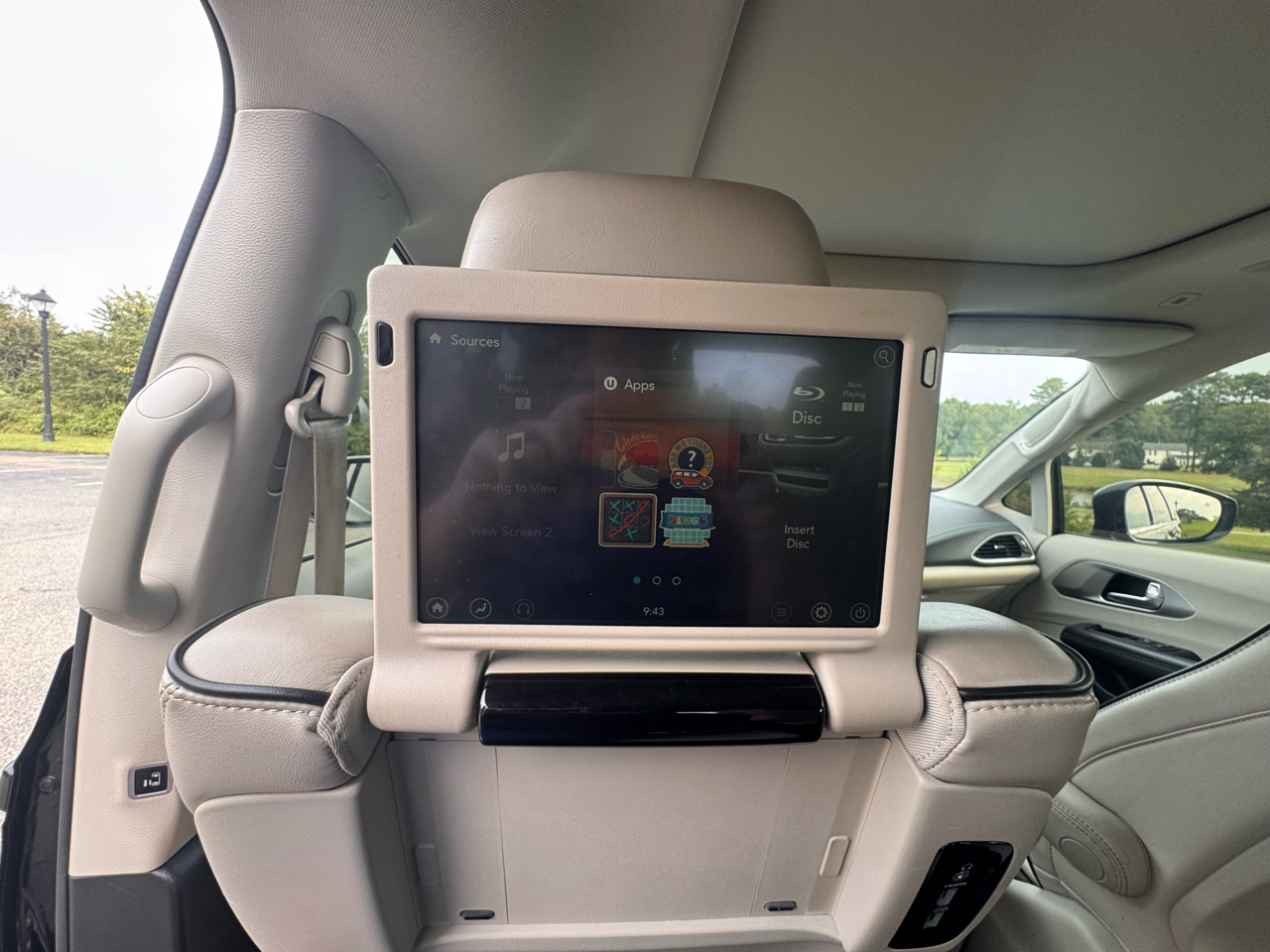 2018 Chrysler Pacifica Hybrid Limited photo 14