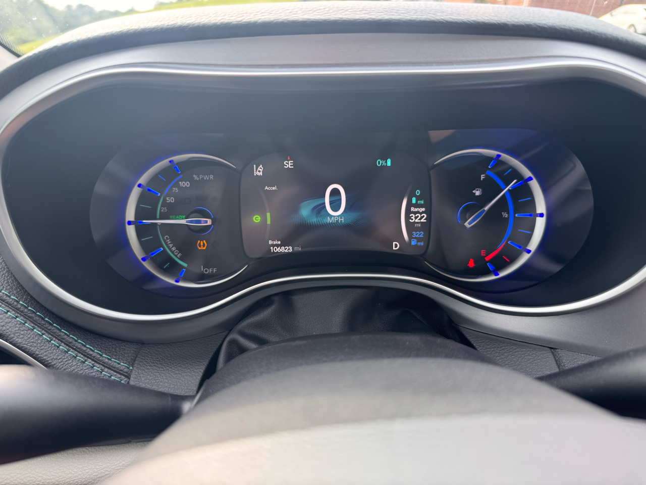 2018 Chrysler Pacifica Hybrid Limited photo 27