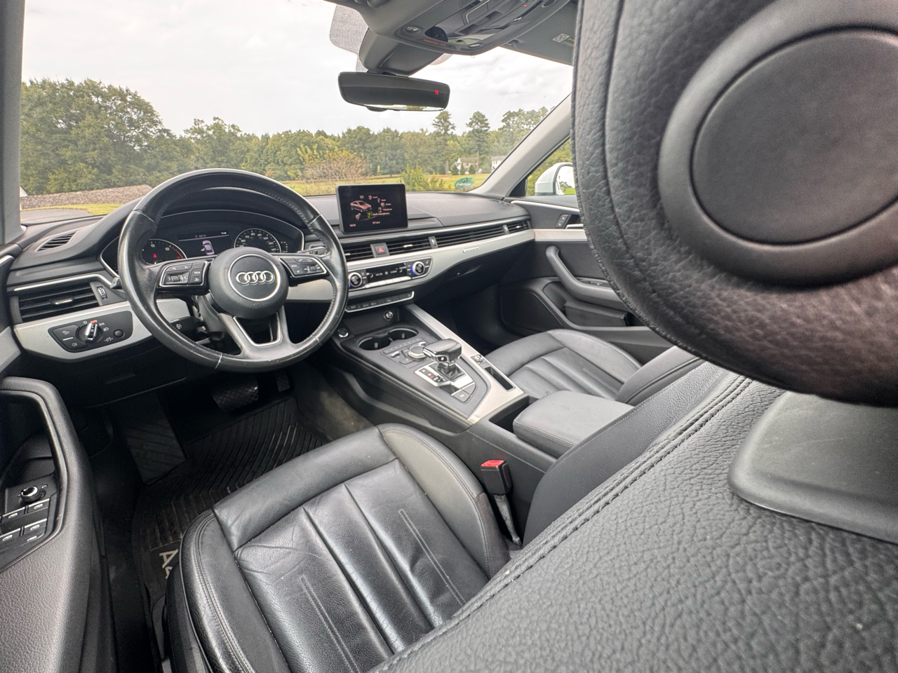 2017 Audi A4 TFSI Premium Quattro photo 13