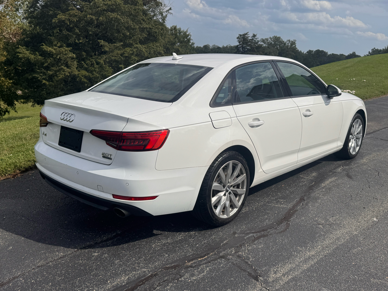 2017 Audi A4 TFSI Premium Quattro photo 28