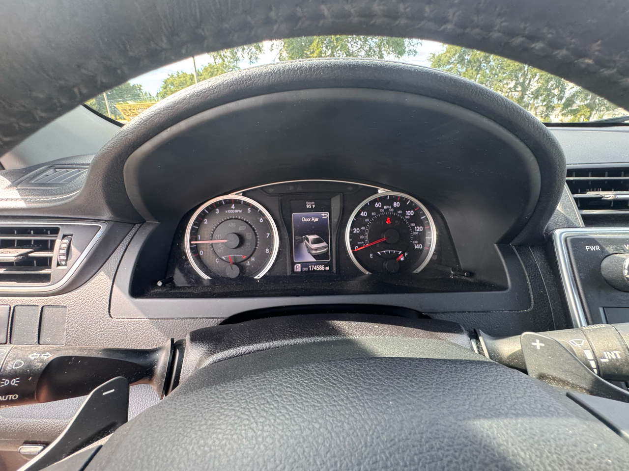 2017 Toyota Camry XLE XSE photo 11
