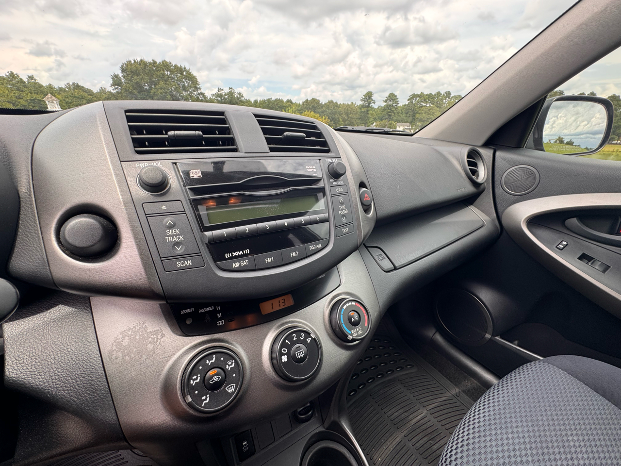 2006 Toyota RAV4 Base photo 23