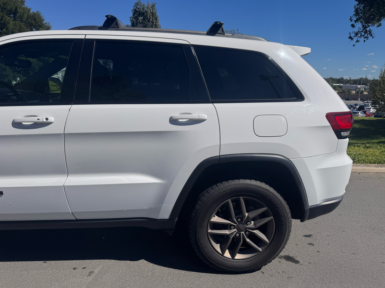 Jeep Grand Cherokee 75th Anniversary Edition 4x4 *Ltd Avail* 2017 Jeep Grand Cherokee 75th Anniversary Edition 4x4 *Ltd Avail* 2017