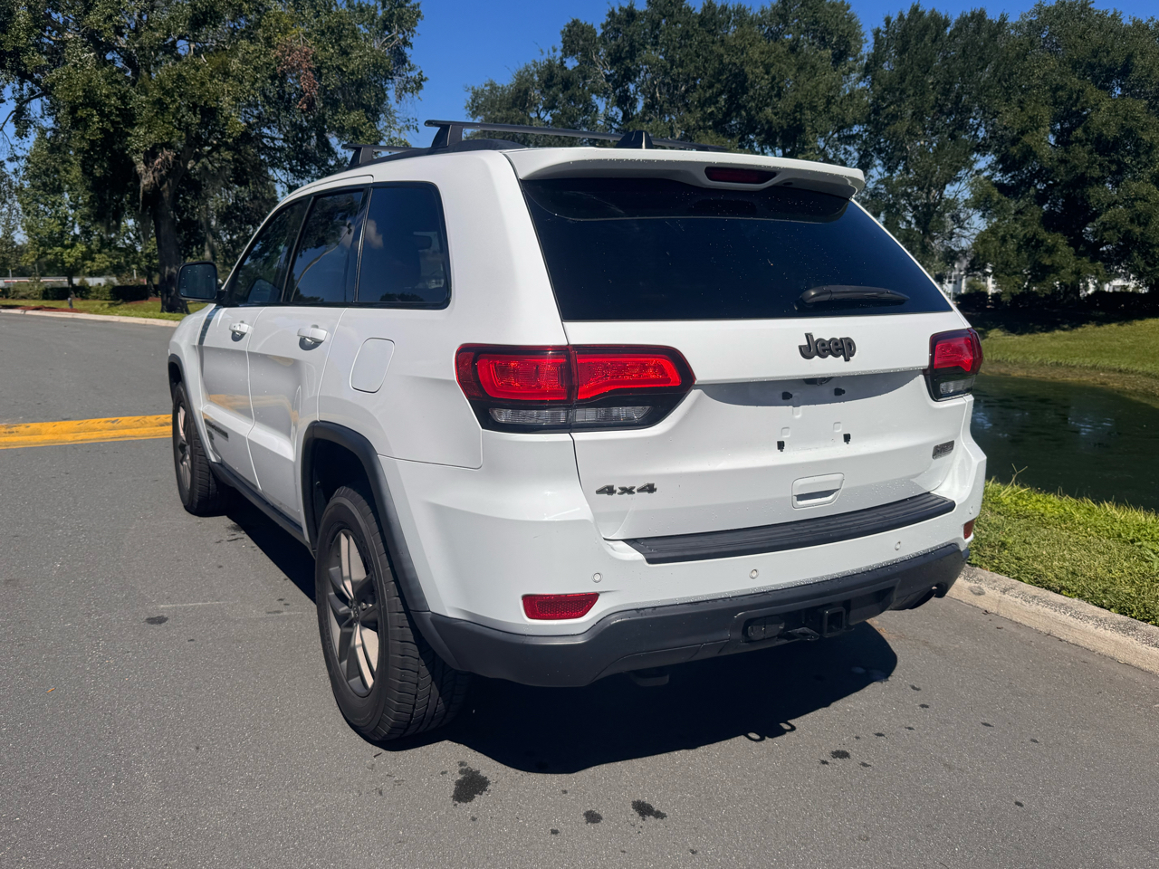 Jeep Grand Cherokee 75th Anniversary Edition 4x4 *Ltd Avail* 2017 Jeep Grand Cherokee 75th Anniversary Edition 4x4 *Ltd Avail* 2017