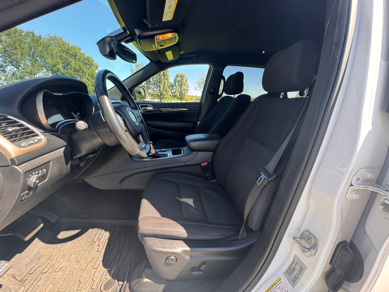 Jeep Grand Cherokee 75th Anniversary Edition 4x4 *Ltd Avail* 2017 Jeep Grand Cherokee 75th Anniversary Edition 4x4 *Ltd Avail* 2017