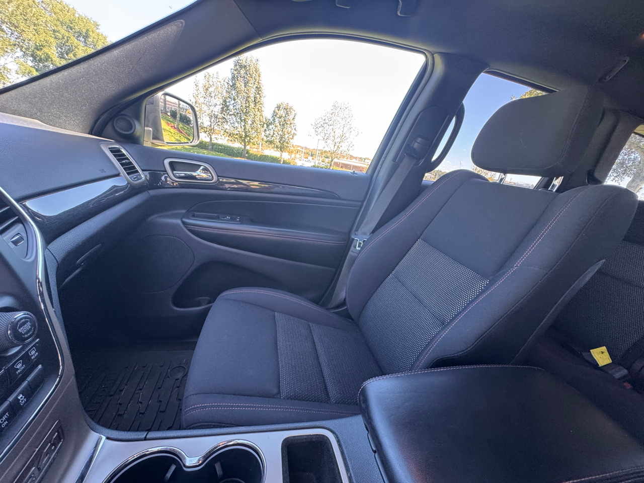 Jeep Grand Cherokee 75th Anniversary Edition 4x4 *Ltd Avail* 2017 Jeep Grand Cherokee 75th Anniversary Edition 4x4 *Ltd Avail* 2017