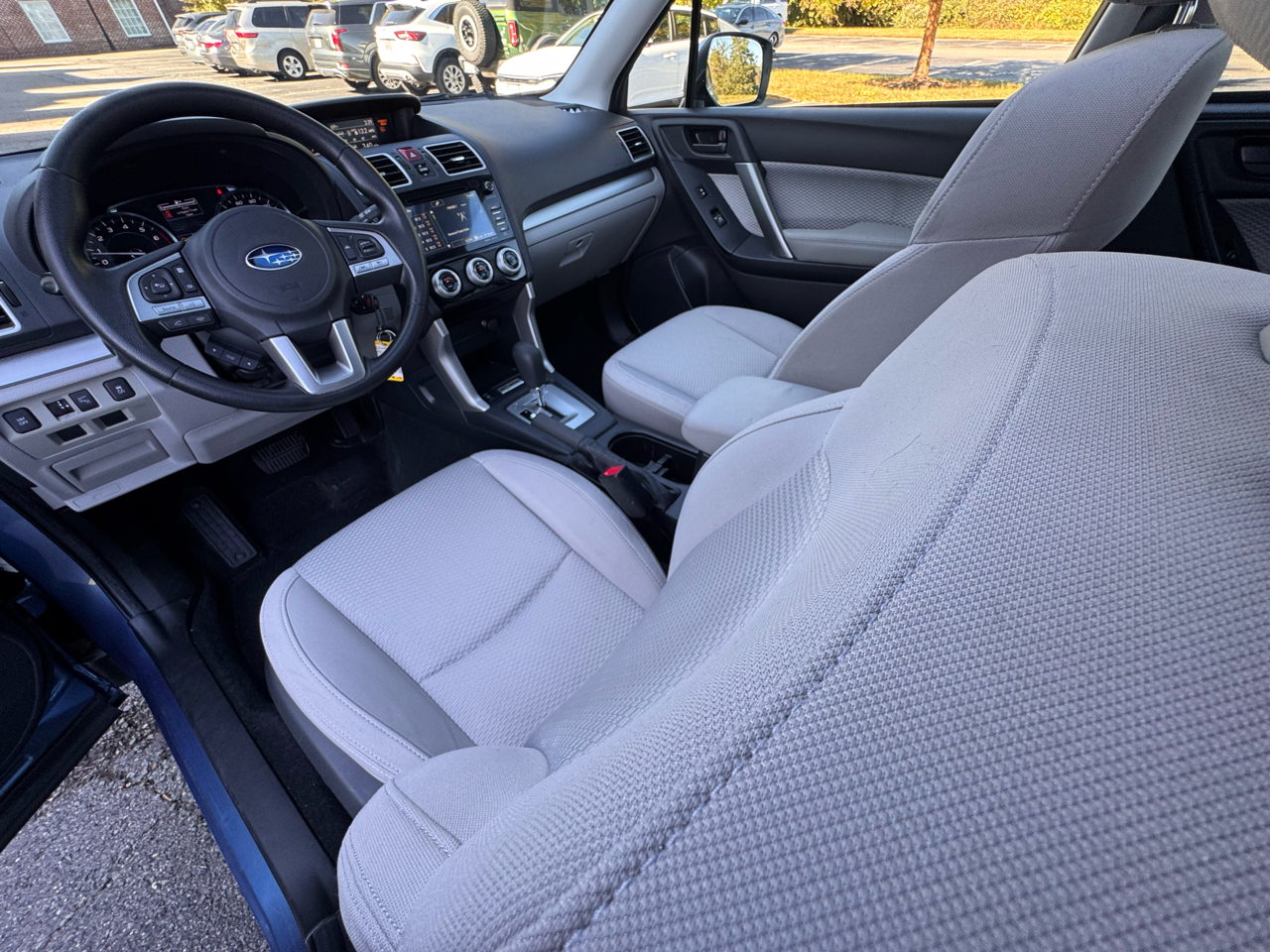 Subaru Forester 2.5i Premium CVT 2017 Subaru Forester 2.5i Premium CVT 2017