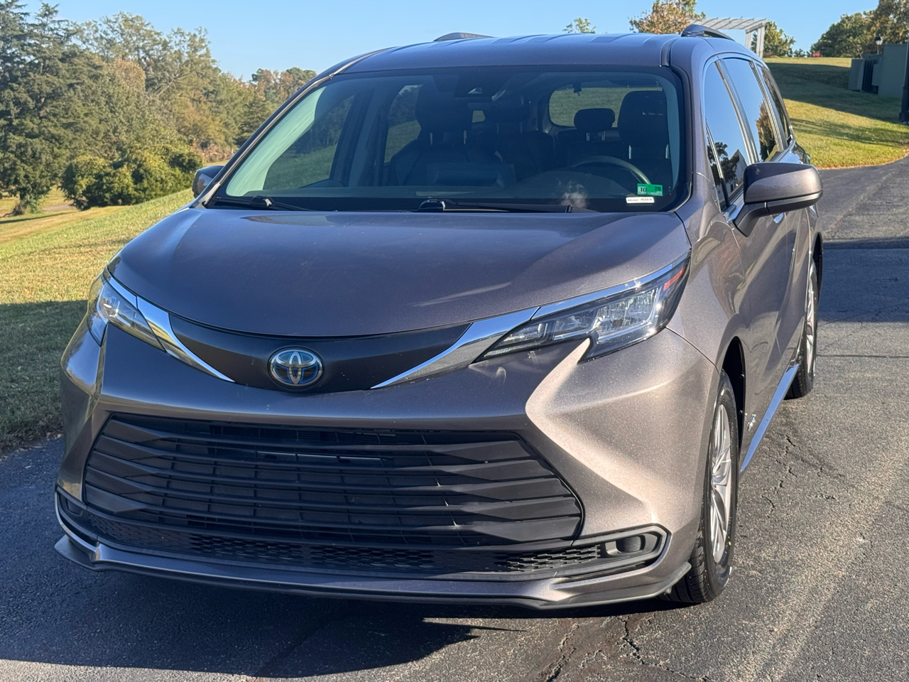 Toyota Sienna LE FWD 8-Passenger (Natl) 2021 Toyota Sienna LE FWD 8-Passenger (Natl) 2021
