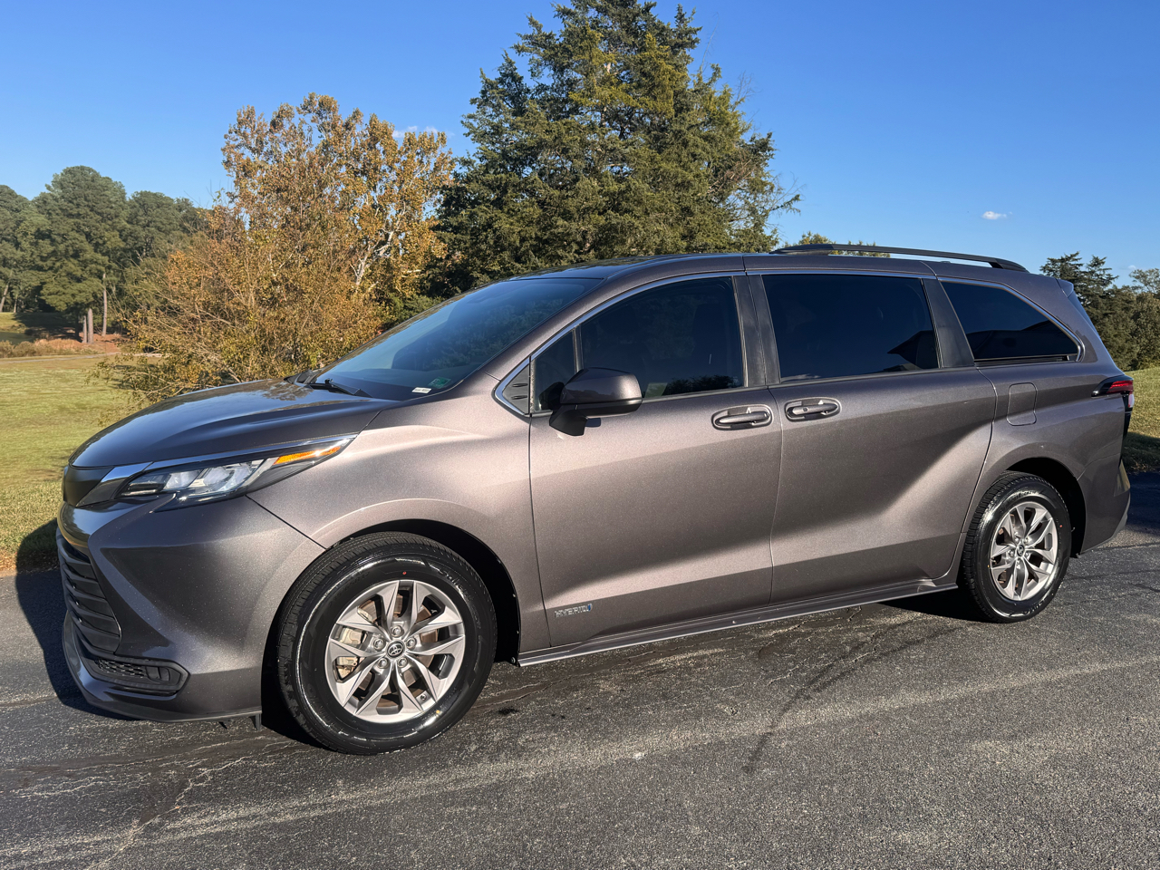 Toyota Sienna LE FWD 8-Passenger (Natl) 2021 Toyota Sienna LE FWD 8-Passenger (Natl) 2021