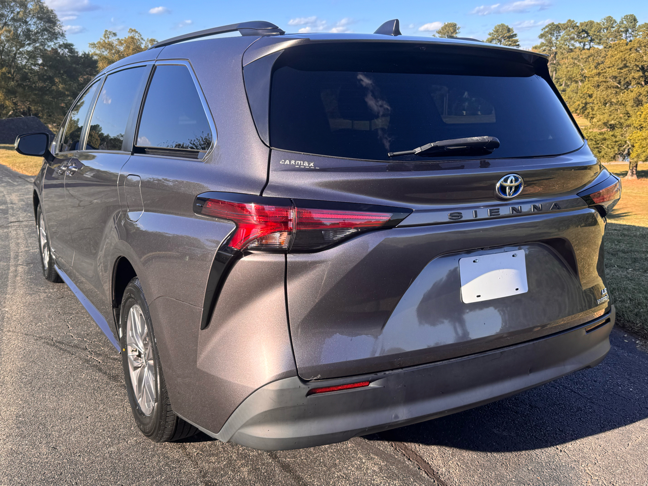 Toyota Sienna LE FWD 8-Passenger (Natl) 2021 Toyota Sienna LE FWD 8-Passenger (Natl) 2021