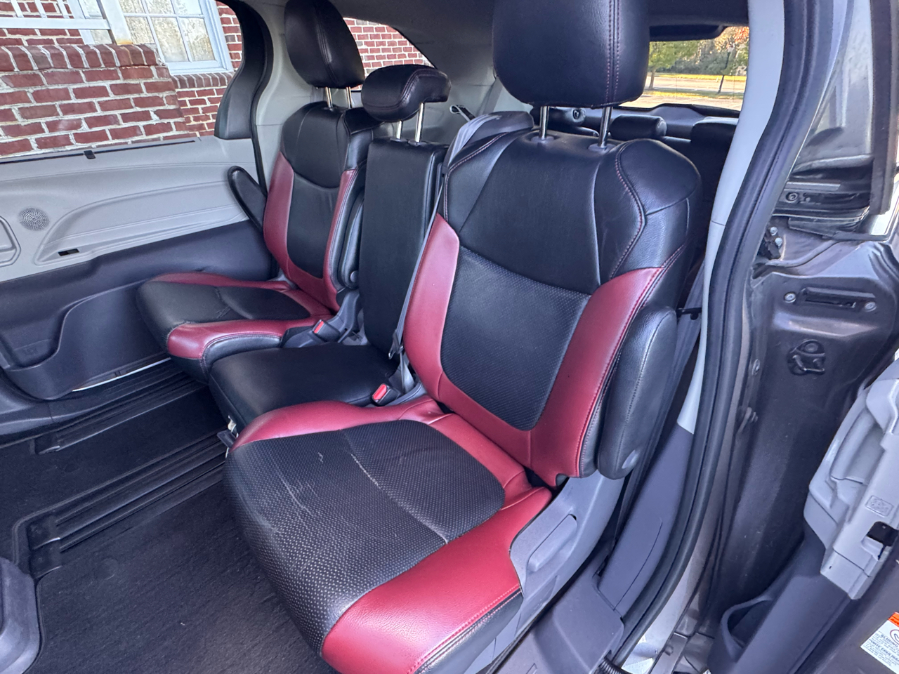 Toyota Sienna LE FWD 8-Passenger (Natl) 2021 Toyota Sienna LE FWD 8-Passenger (Natl) 2021