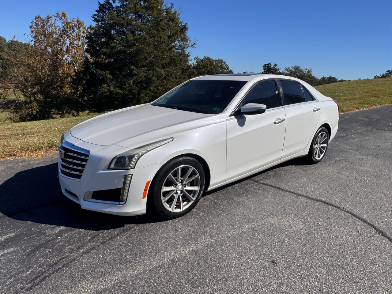 Cadillac CTS Sedan 4dr Sdn 2.0L Turbo Luxury RWD 2017 Cadillac CTS Sedan 4dr Sdn 2.0L Turbo Luxury RWD 2017