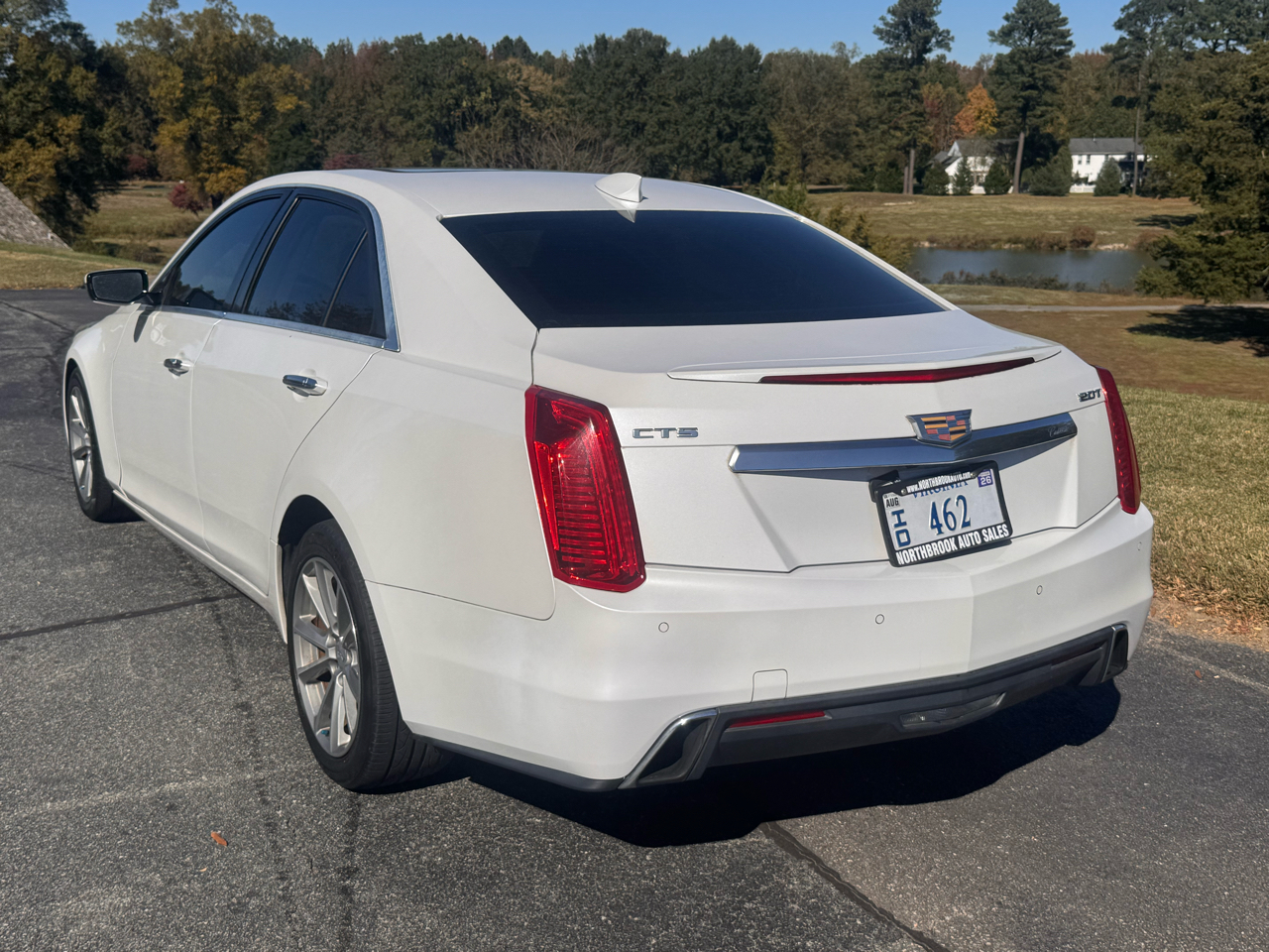 Cadillac CTS Sedan 4dr Sdn 2.0L Turbo Luxury RWD 2017 Cadillac CTS Sedan 4dr Sdn 2.0L Turbo Luxury RWD 2017