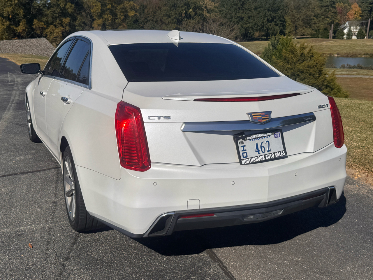 Cadillac CTS Sedan 4dr Sdn 2.0L Turbo Luxury RWD 2017 Cadillac CTS Sedan 4dr Sdn 2.0L Turbo Luxury RWD 2017