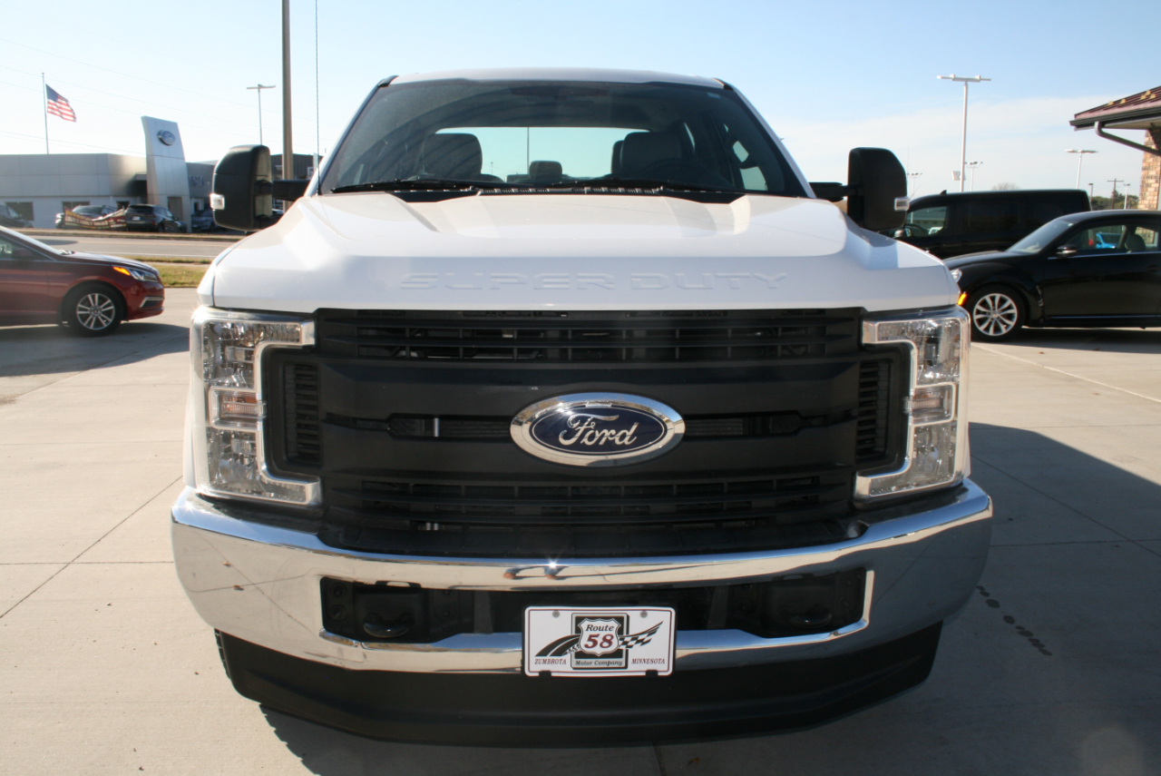Ford F-250 SD XL Crew Cab 4WD 2019 Ford F-250 SD XL Crew Cab 4WD 2019