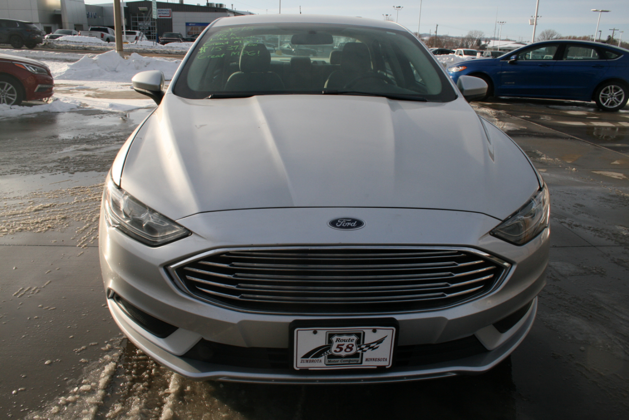 Ford Fusion Hybrid SE 2018