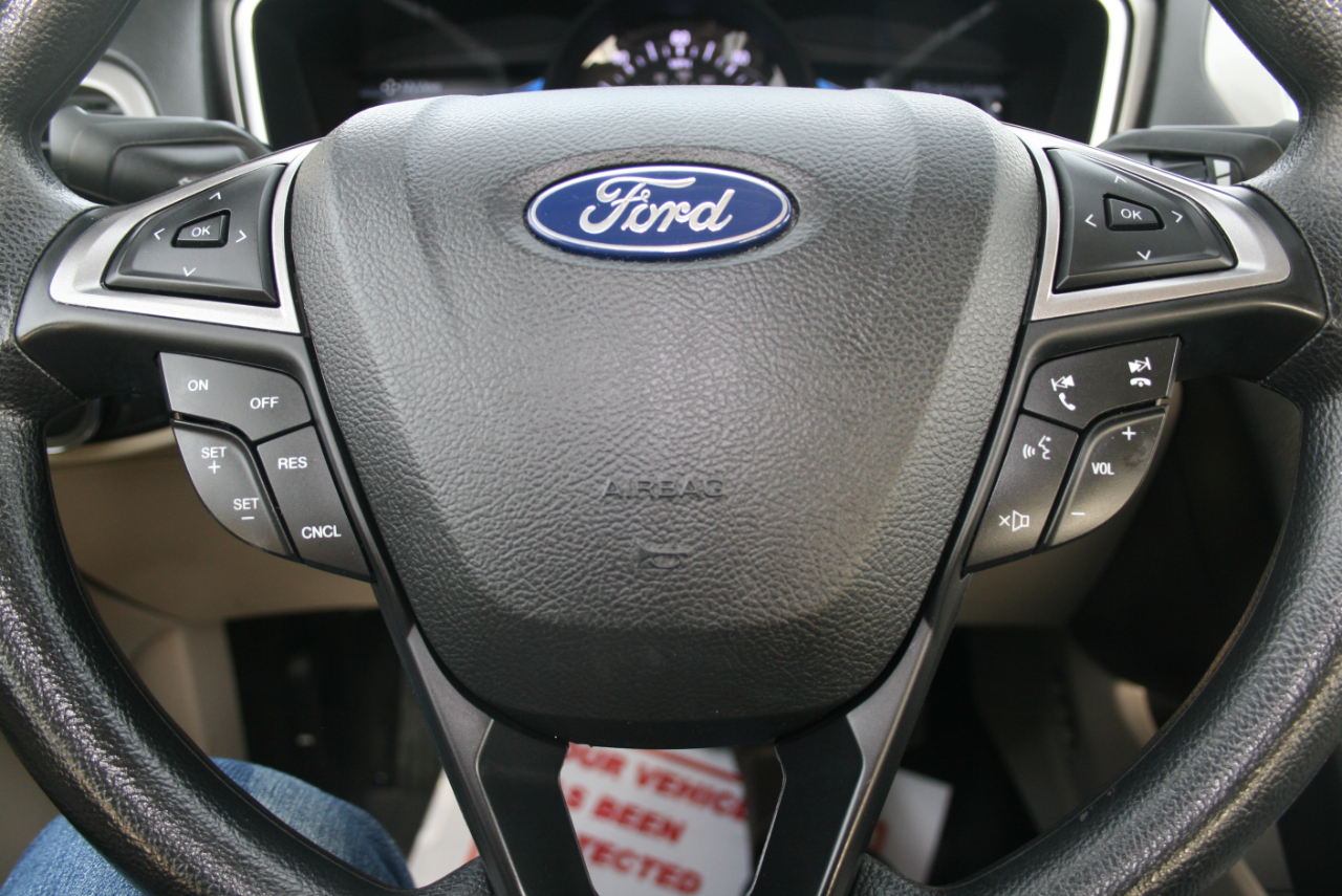 Ford Fusion Hybrid SE 2018