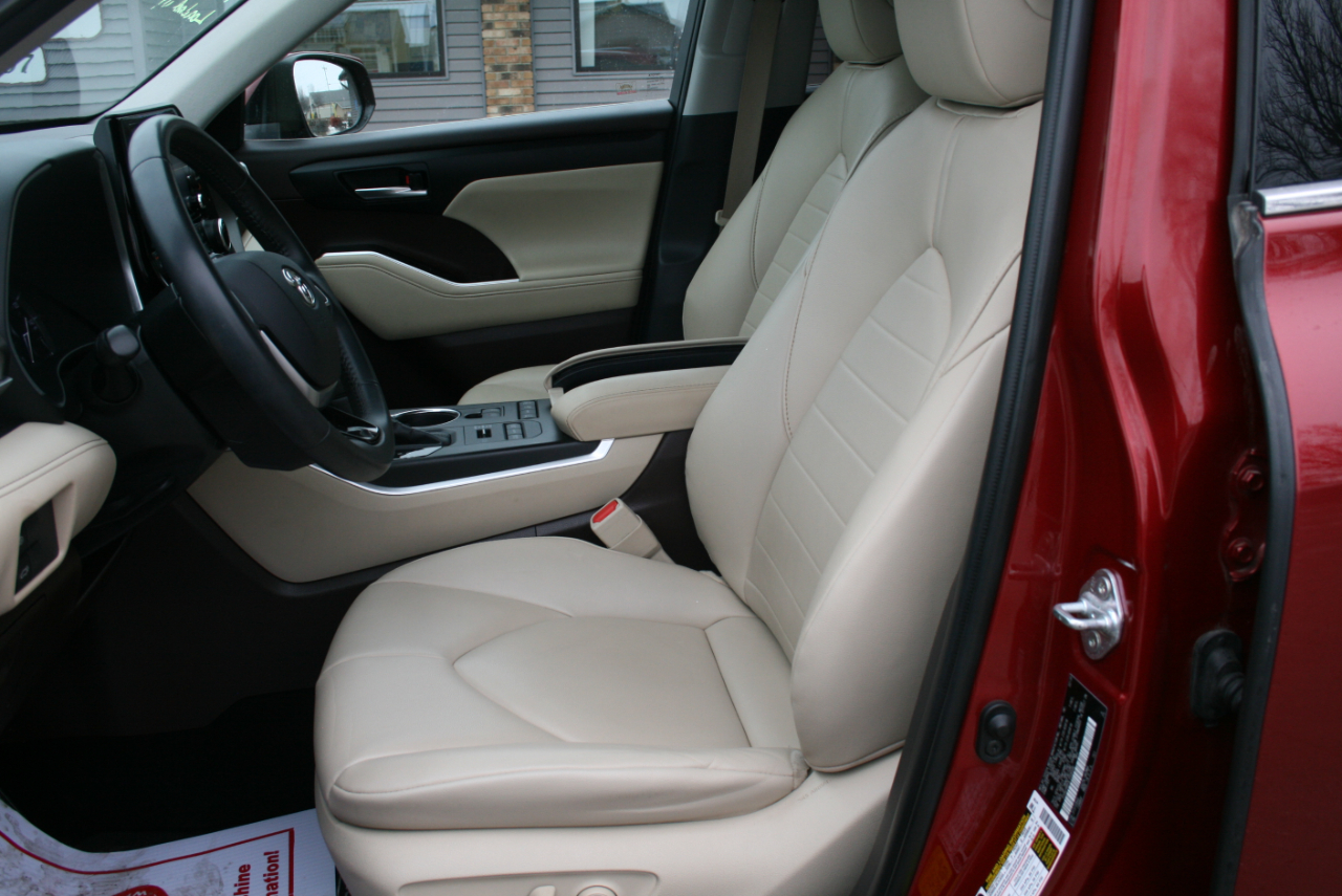 Toyota Highlander XLE AWD V6 2020