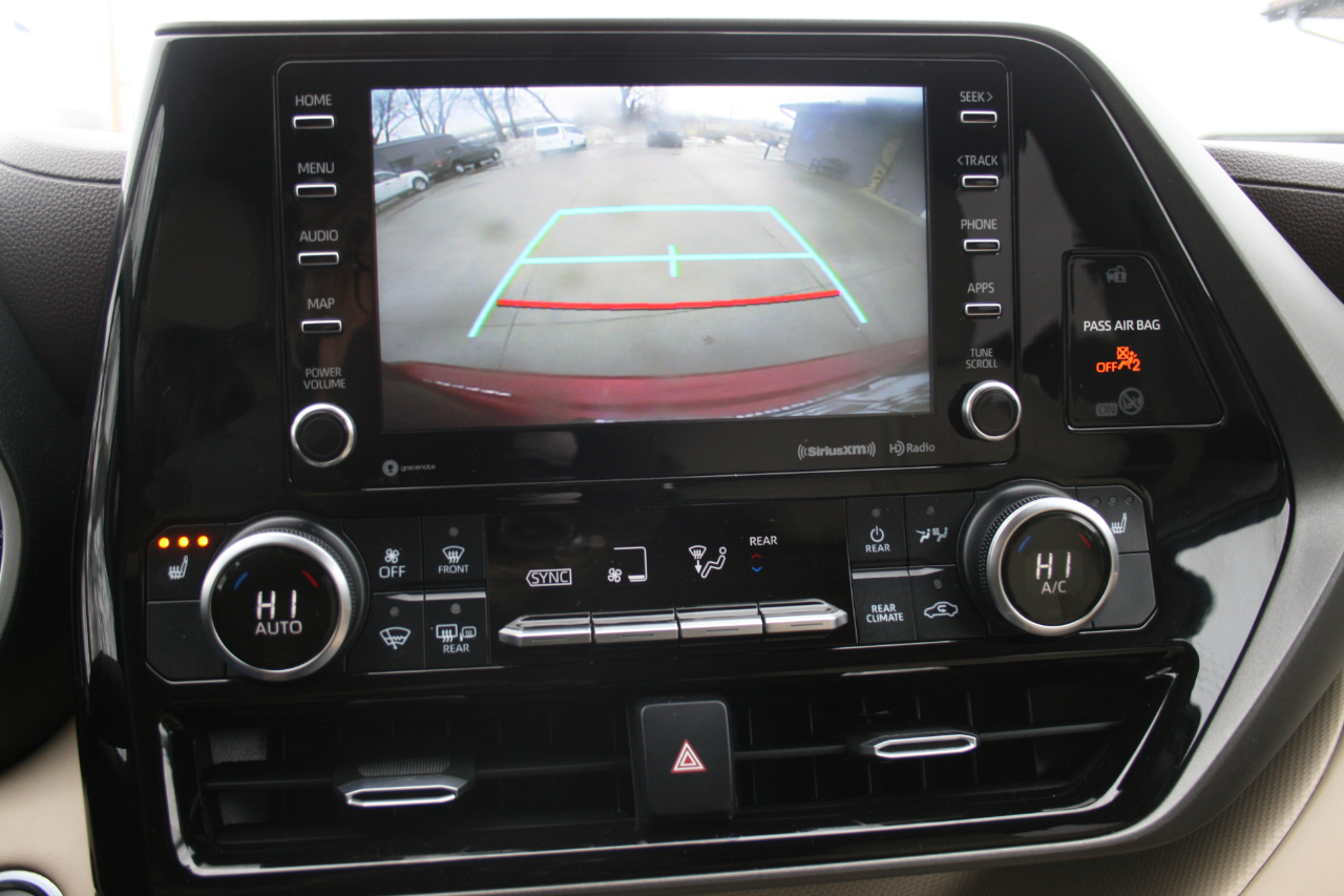 Toyota Highlander XLE AWD V6 2020