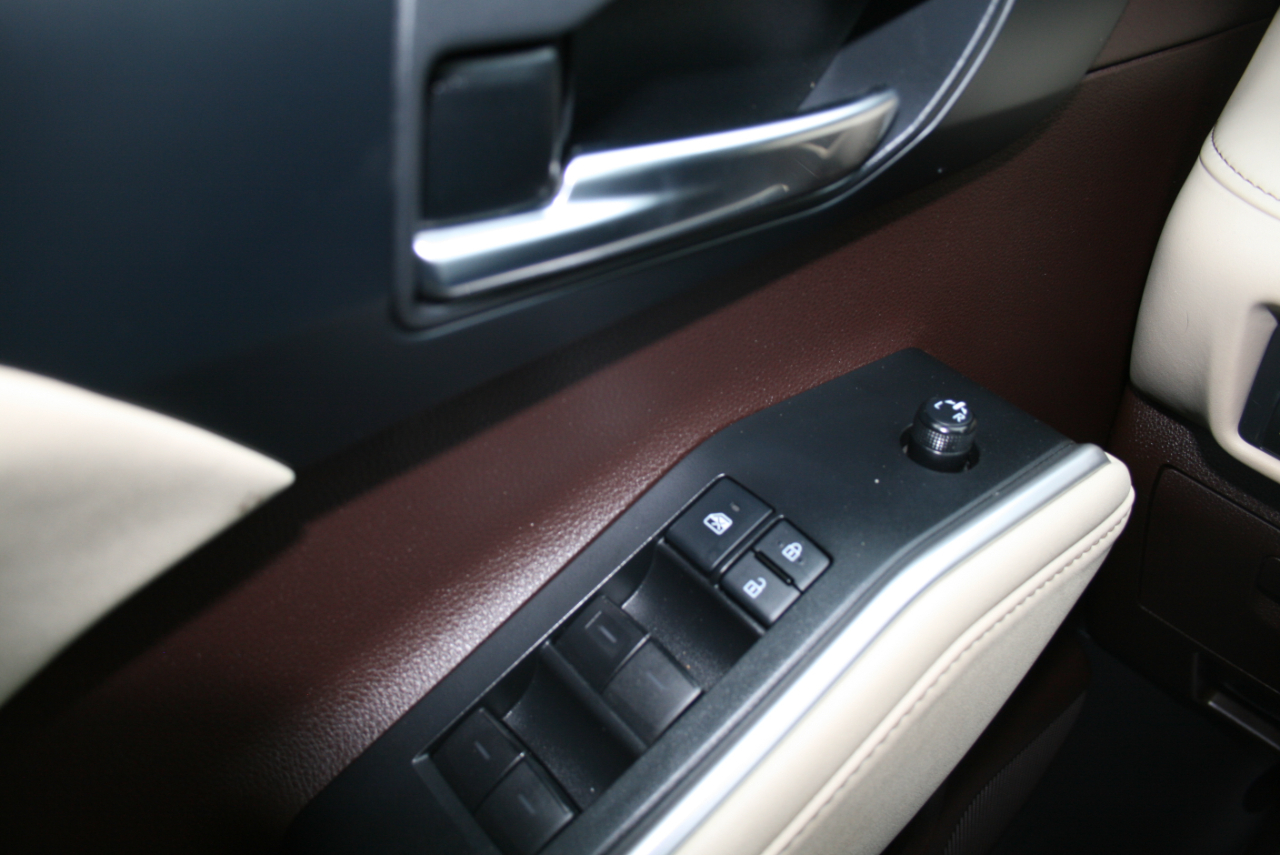 Toyota Highlander XLE AWD V6 2020