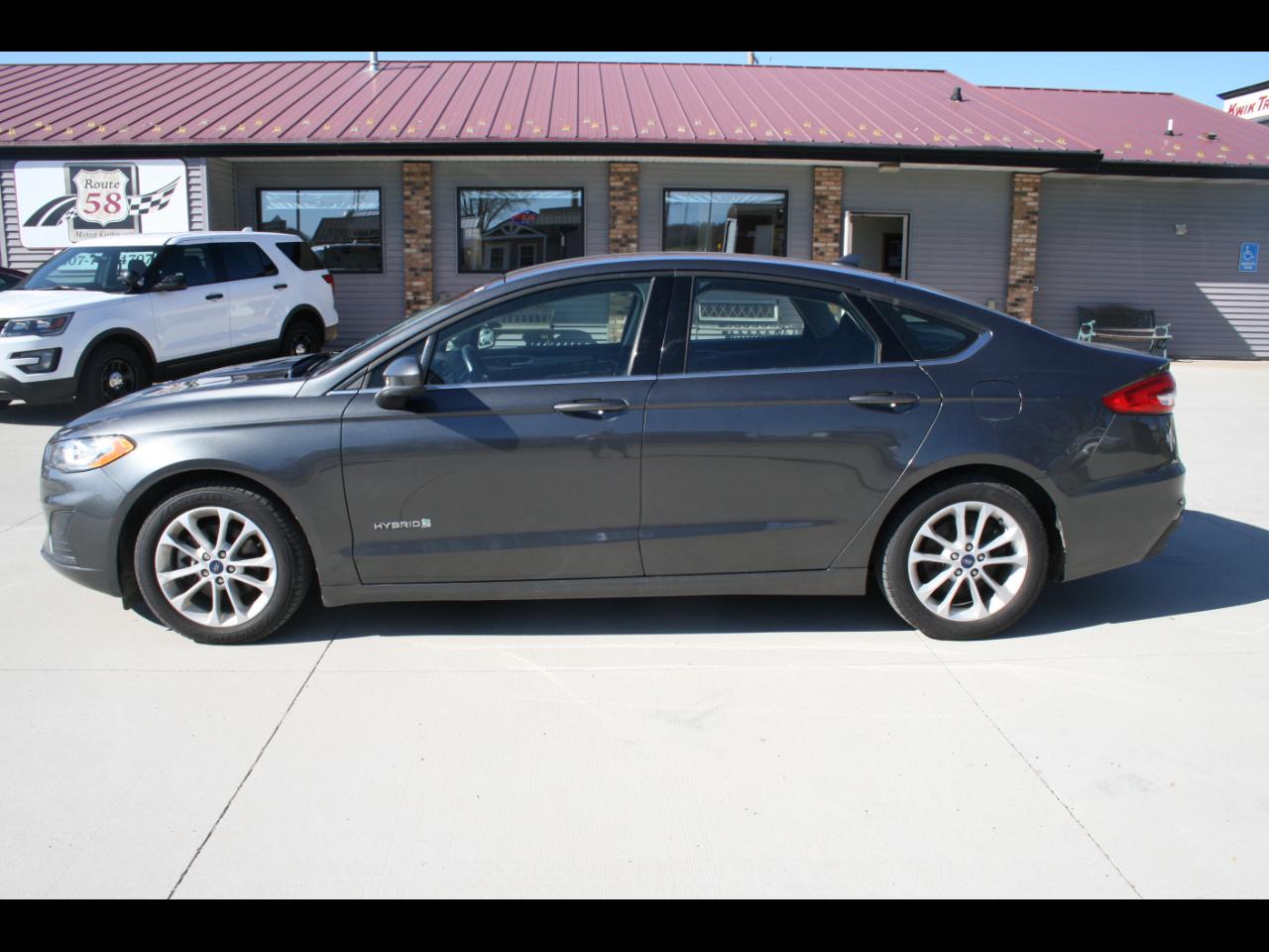 Ford Fusion Hybrid SE 2019