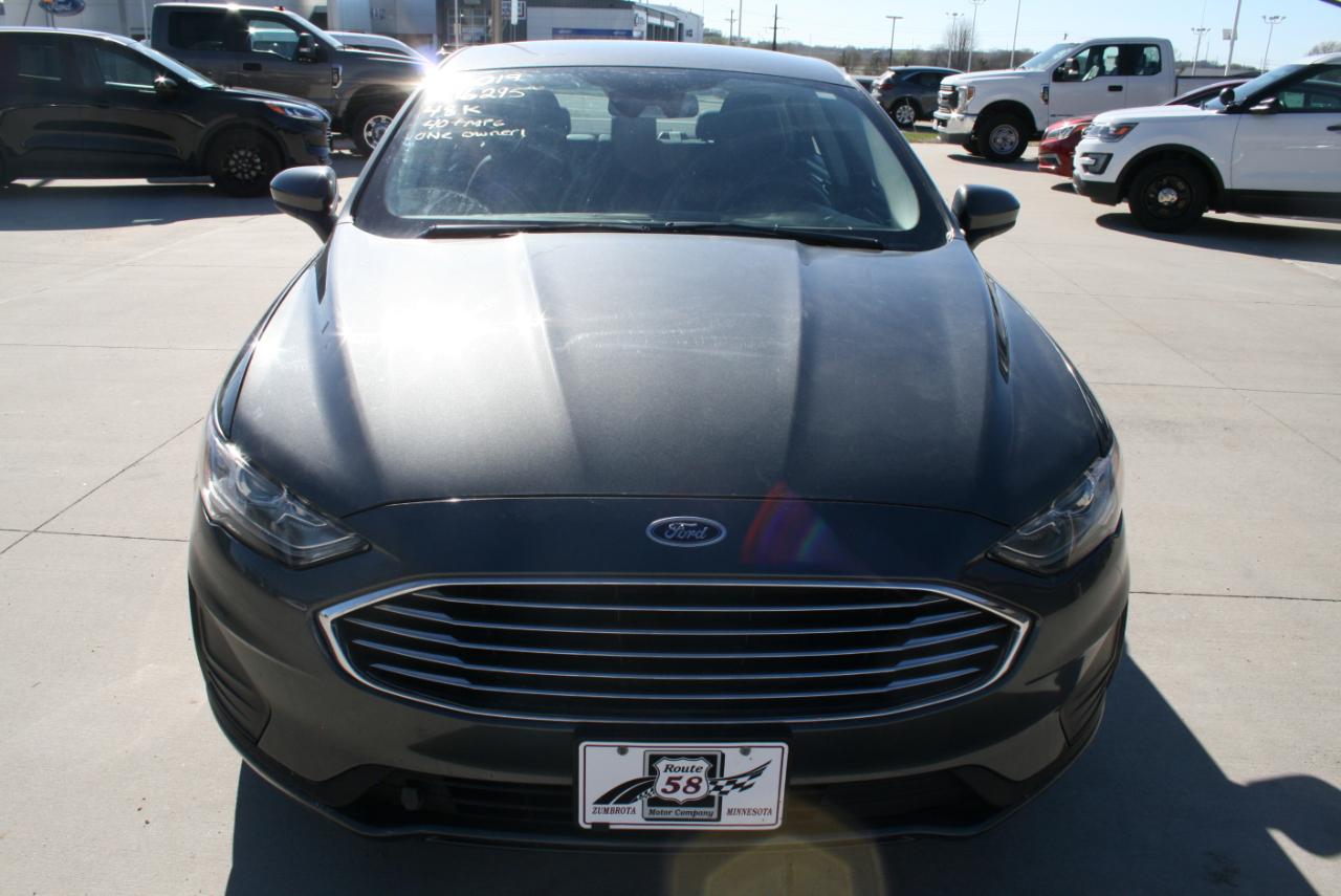 Ford Fusion Hybrid SE 2019